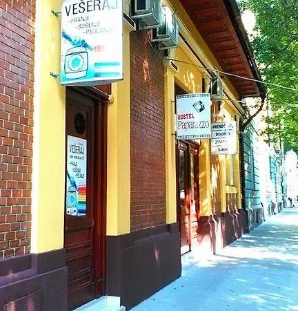 Paparazzo & Apartmans *