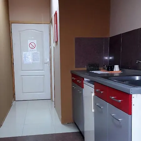 Paparazzo & Apartmans Кикинда